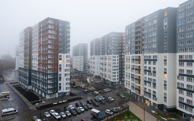 Na Sergeya Dzhanbrovskogo 13 Apartments