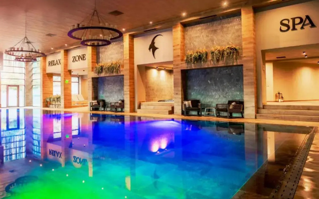 Resort Kashmir Wellness & SPA Hotel Adults Only