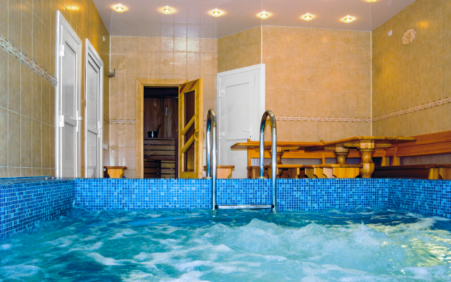 Motsart Hotel