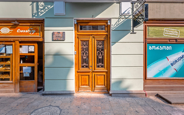 Отель Monument 1880