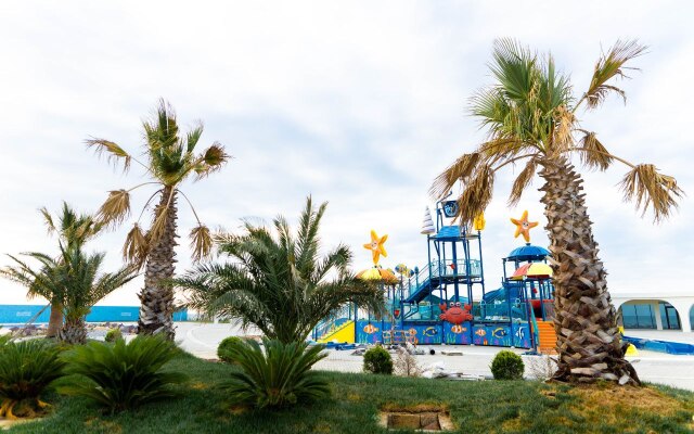 Lamer Sea Breeze Resort