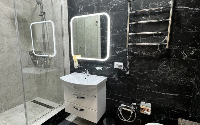 Апартаменты на улице Сенявина 5