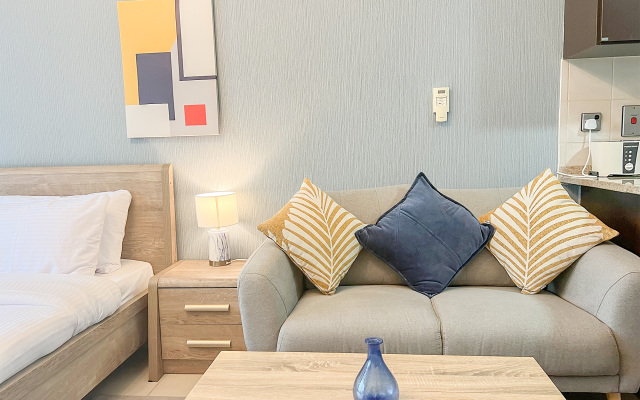 Cosmos Living Spacious Studio With Balcony Apartments