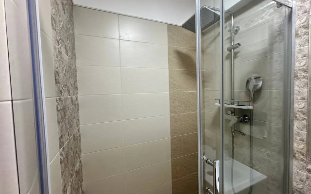 Na Ulitse 8 Marta 10 Apartment