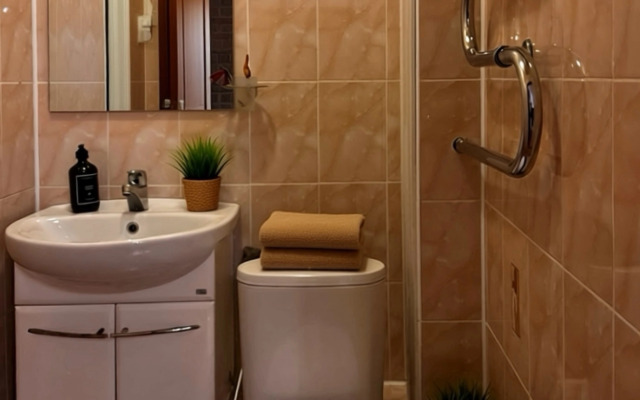 Квартира KliuchnikOFF просторная для командировочных 10 мин до ЖД