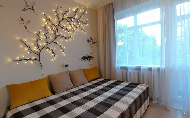V Tsentre U Ozera Obertayh Flat