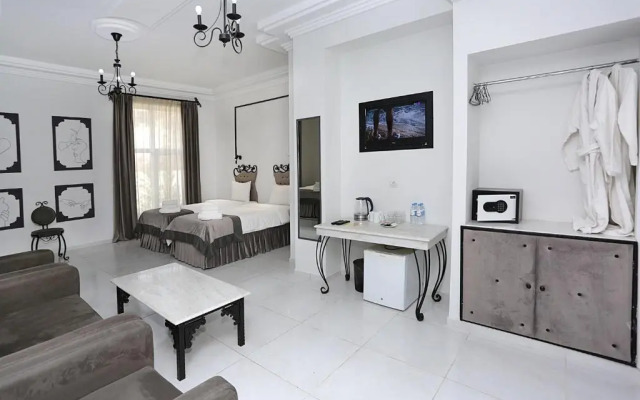 Отель The One Boutique