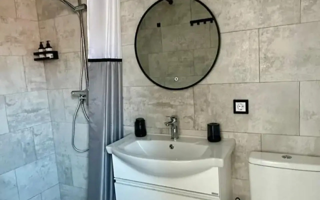 2kh-Komnatnaya Svetlaya Flat