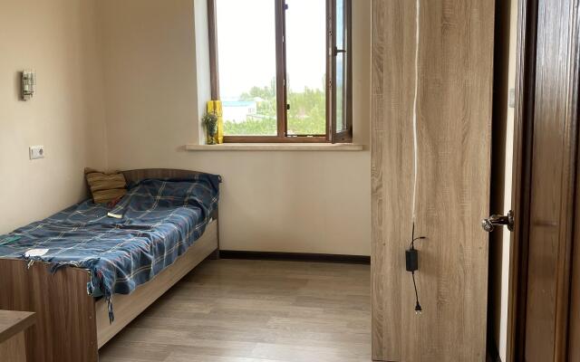 Maksat Guest house