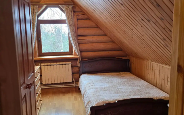 Частный дом Уница 120кв.м на первой линии озера Селигере