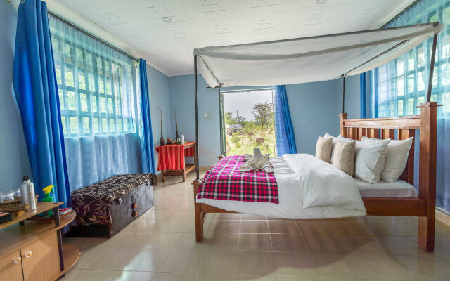 Masai Mara Safari Lodge Hotel