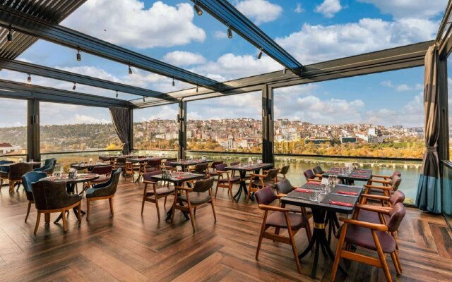 Ramada by Wyndham Istanbul Golden Horn