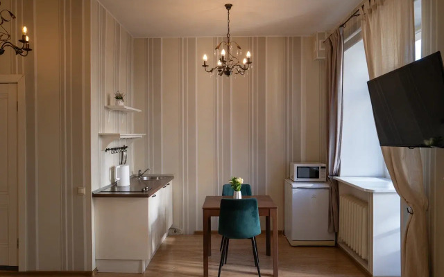 Stilnaya Na Bronnoy U Patriarshikh Prudov Flat