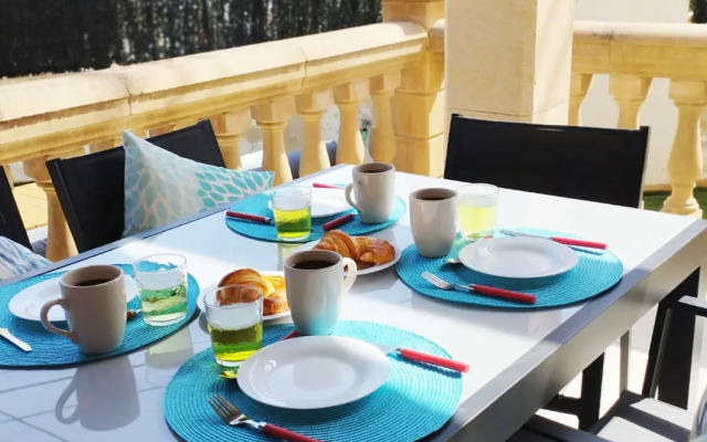 Частный дом Beach Plaza Mal Pas