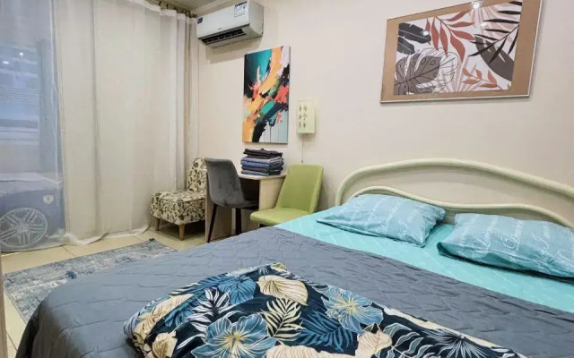 Na Tsvetochnoy 44/3 Apartments