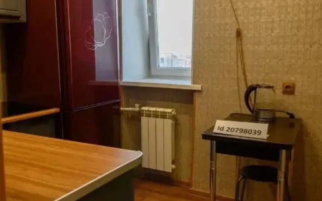 Квартира на Школьном переулке 10