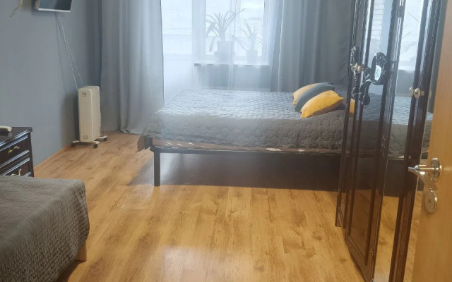 Квартира просторная двухкомнатная