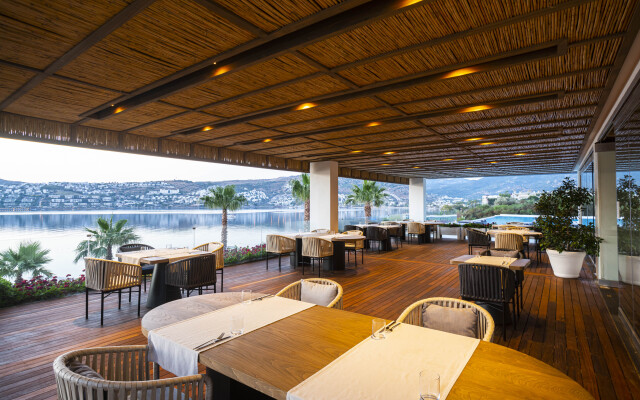 Cape Bodrum Luxury Hotel & Beach