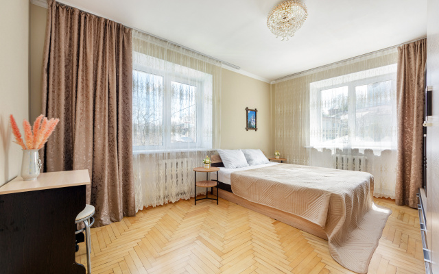 Kvartira Dvuhkomnatnaa na Tel'mana 5