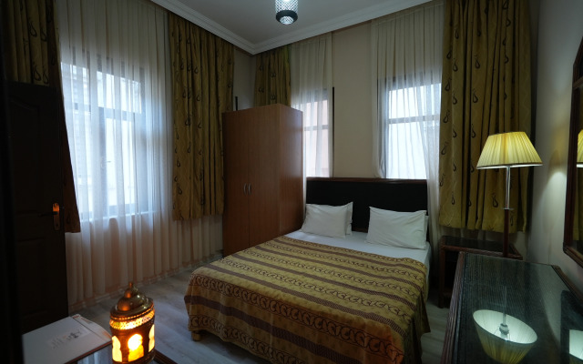 Lost Town Inn Hotel