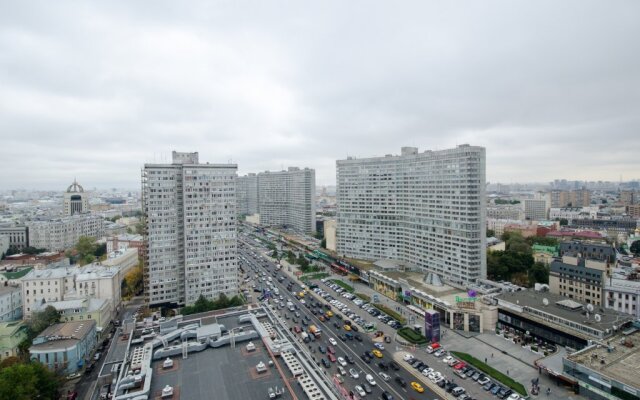 Na Novom Arbate Apartaments