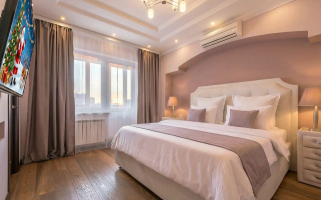 Апартаменты с финской сауной и двумя балконами — просторный двухэтажный пентхаус с двумя спальнями и гостиной