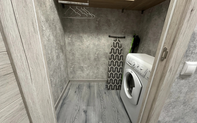 U Metro Novoperedelkino Flat