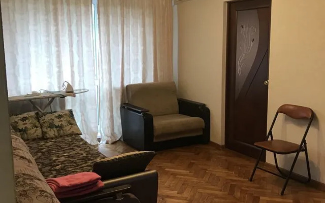 Na Komsomolskoy 126 Flat