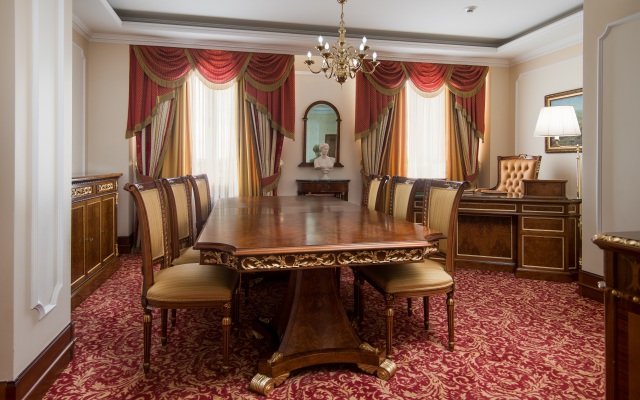 Nobil Luxury Boutique Hotel