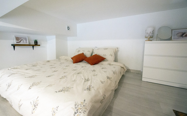 Апартаменты Двухуровневая студия на Павелецкой