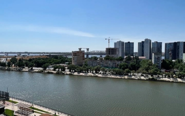 Квартира Green FOX в современном ЖК рядом с рекой