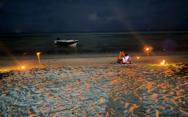 Rihiveli Inn Guest House