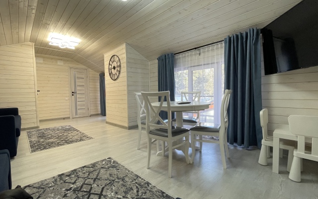 Arhyiz Chalet