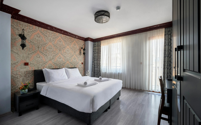 Mytra Hotel