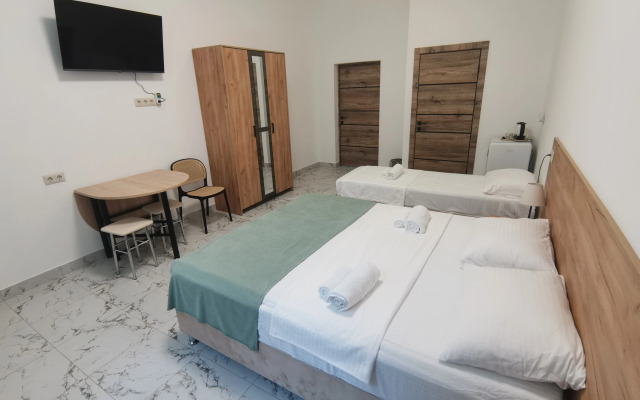 Dom U Morya Guest house