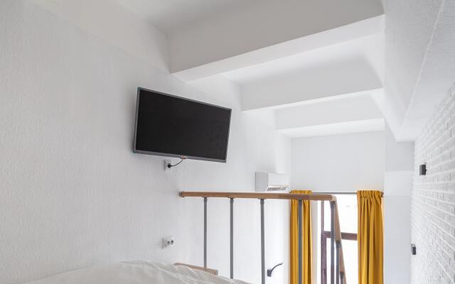 Apartment on Seligerskaya