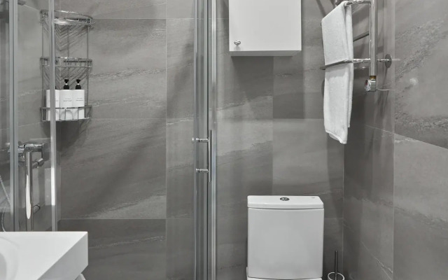 Sochi-Tsentr Studiya S Basseynom Na Kryshe. Zhk Metropol Apartments