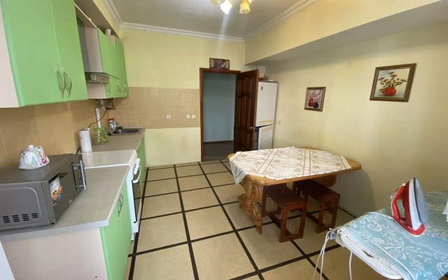 Апартаменты 223 Трёхкомнатные Курзальная 19