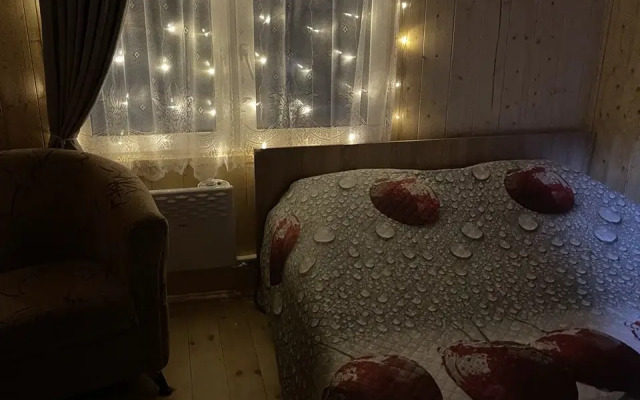 Частный дом Домик у Рыболовной Усадьбы