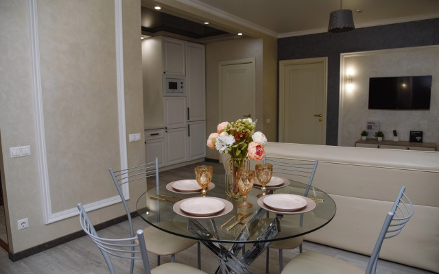 Na Demonstratsii #2 Apartments