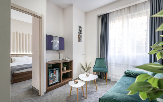 Veneti Suites Guest House