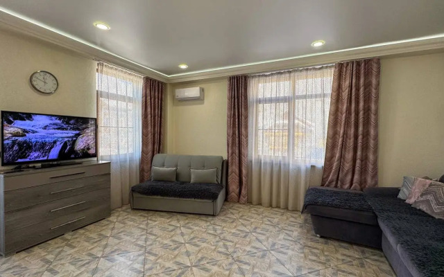 V Alpiyskoy Gorke Flat