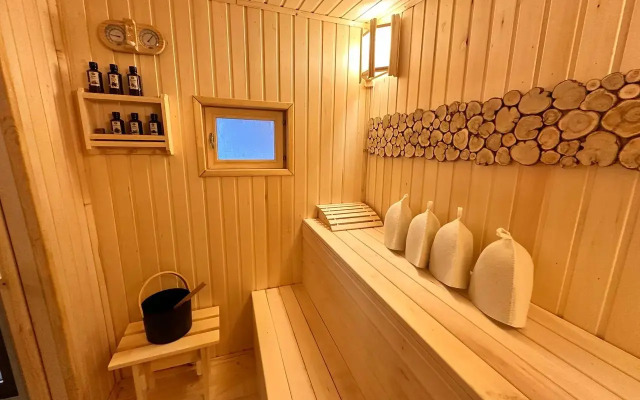S 3ya Spalnyami 476 Private house