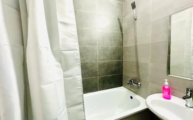 3 Pant Family House V Ostafyevo Apartment