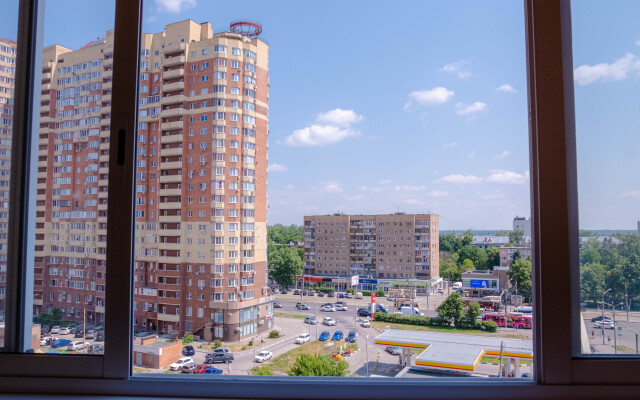 Prostornaya Odnushka Na Glavnom Prospekte Goroda Apartments