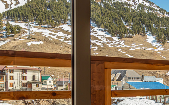 Вилла Семейная с Видом на Горы в Терсколе от Квартирукинг