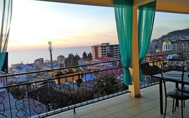 Yagodka s Vidom na More Guest House
