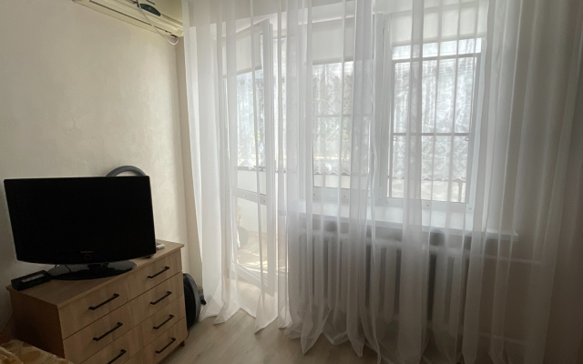 Uyutnaya Na Beregu Morya Flat