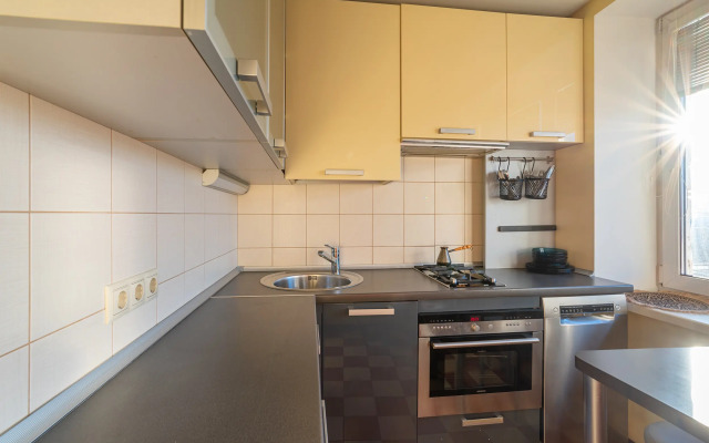 S Balkonom Na Novoslobodskoy Flat