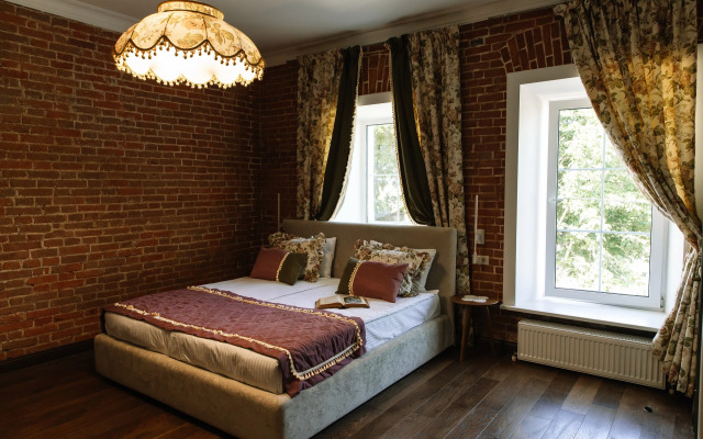 Отель Красный Угол